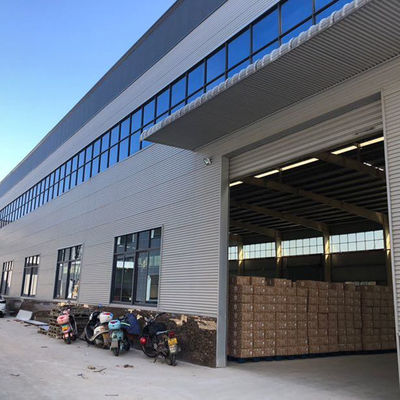 Lunghezza prefabbricata leggera industriale su ordinazione del magazzino 12m della struttura d'acciaio dello SGS